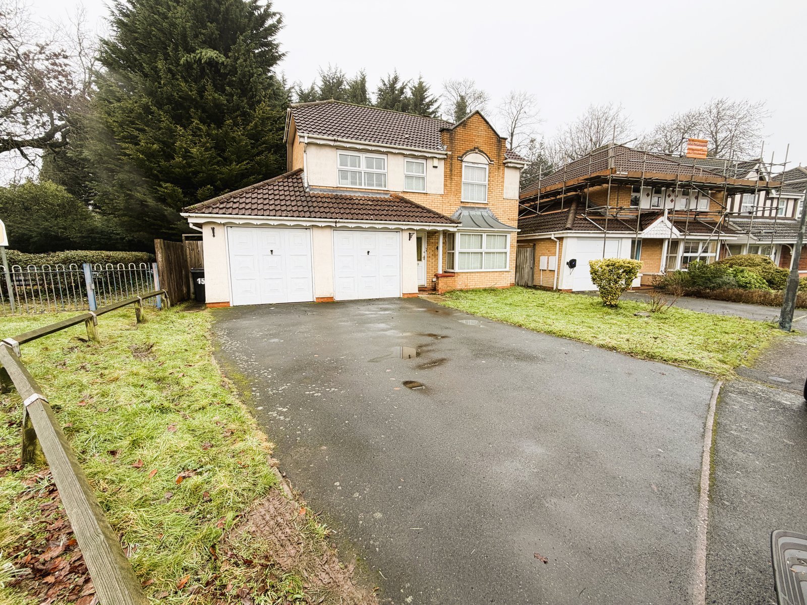 Oakleaf Drive, Moseley,B13 9FE