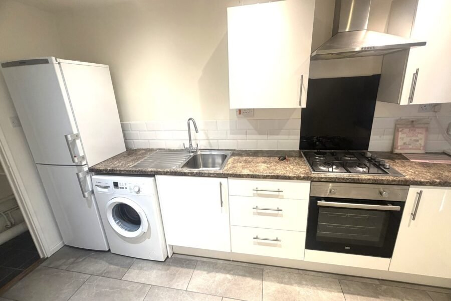 1 Bedroom First Floor Apartment