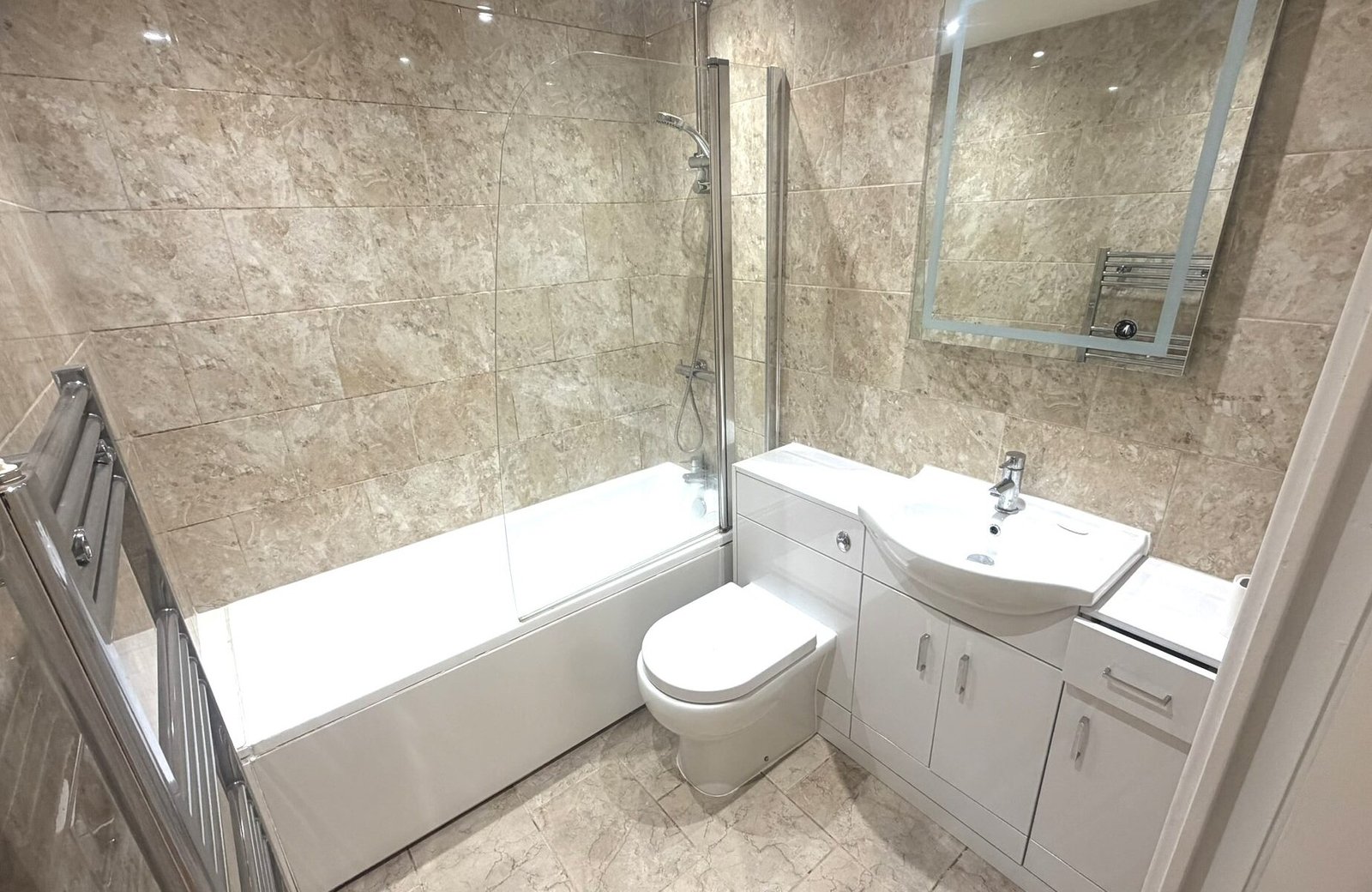 1 Bedroom First Floor Apartment
